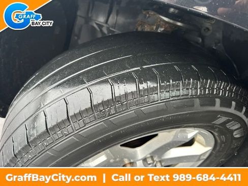 Used 2014 GMC Acadia SLE image 26