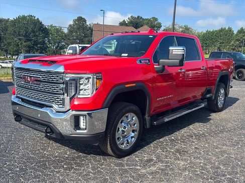 Used 2022 GMC Sierra 2500 SLT w/ SLT Preferred Package AWD/4WD image 3