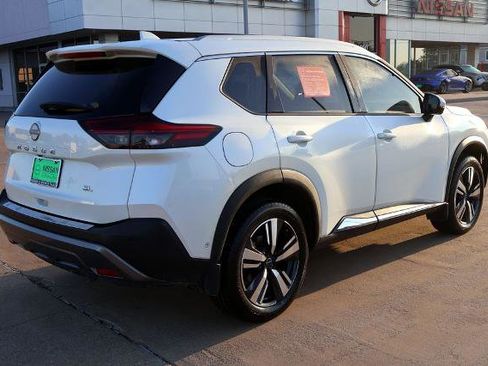 Certified 2023 Nissan Rogue SL w/ SL Premium Package FWD image 6