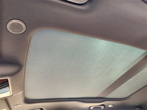 Used 2026 Jaguar F-PACE R-Dynamic S image 19