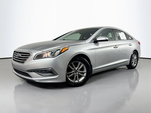 Used 2015 Hyundai Sonata SE w/ Option Group 09 image 1