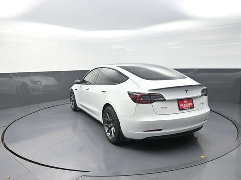 Used 2022 Tesla Model 3 Long Range AWD/4WD image 51