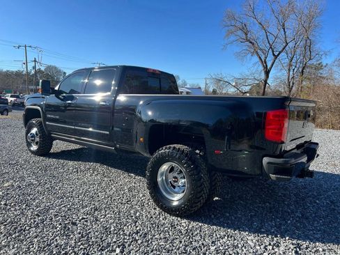 Used 2017 GMC Sierra 3500 Denali w/ Duramax Plus Package image 5