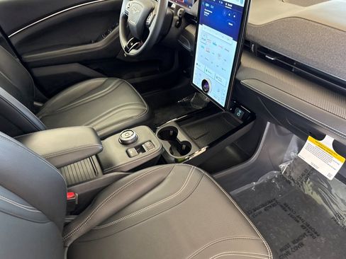 Used 2023 Ford Mustang Mach-E Premium RWD image 17