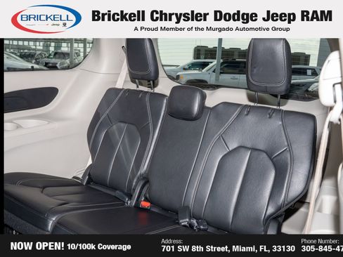 Used 2022 Chrysler Pacifica Touring-L image 20