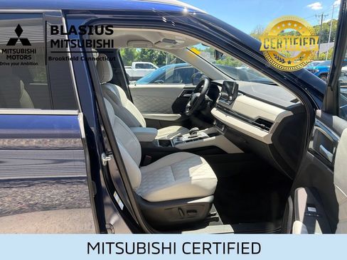 Used 2024 Mitsubishi Outlander SEL AWD/4WD image 24