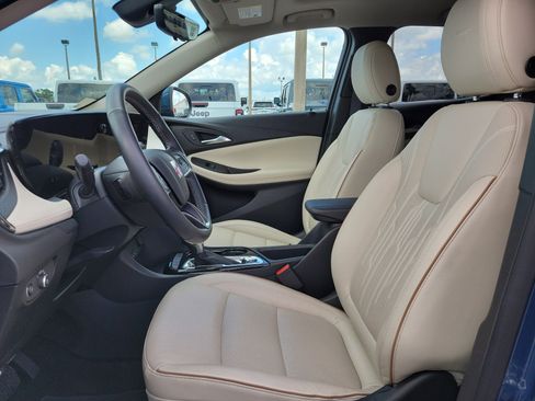 Used 2026 Buick Encore GX Avenir w/ Avenir Technology Package FWD image 15