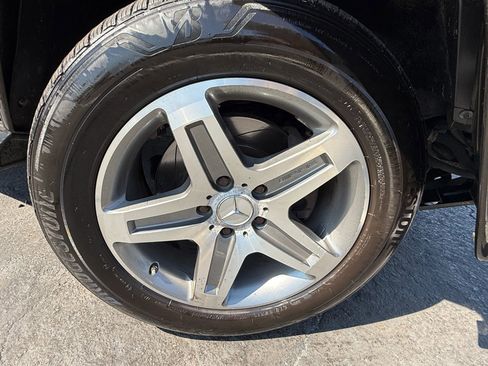 Used 2011 Mercedes-Benz G 55 AMG 4MATIC image 41