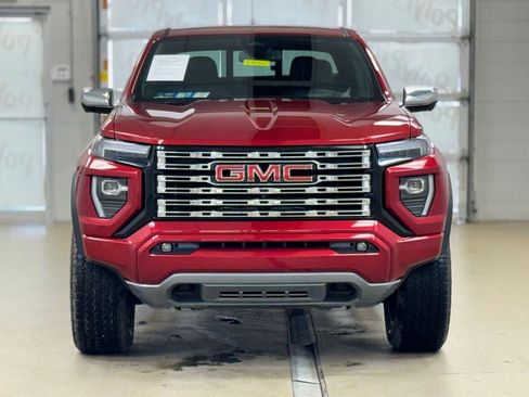 Used 2024 GMC Canyon Denali AWD/4WD image 2