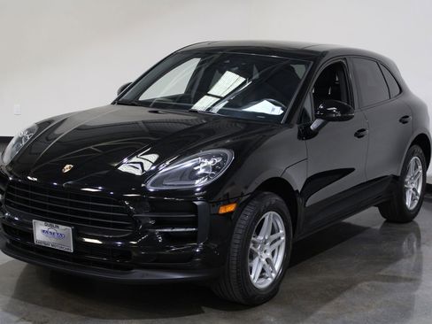 Used 2020 Porsche Macan image 8