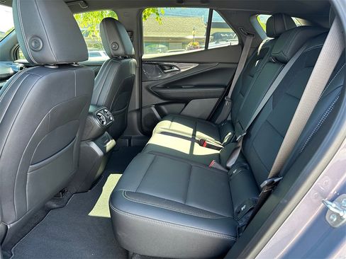 Used 2024 Chevrolet Blazer EV LT image 16