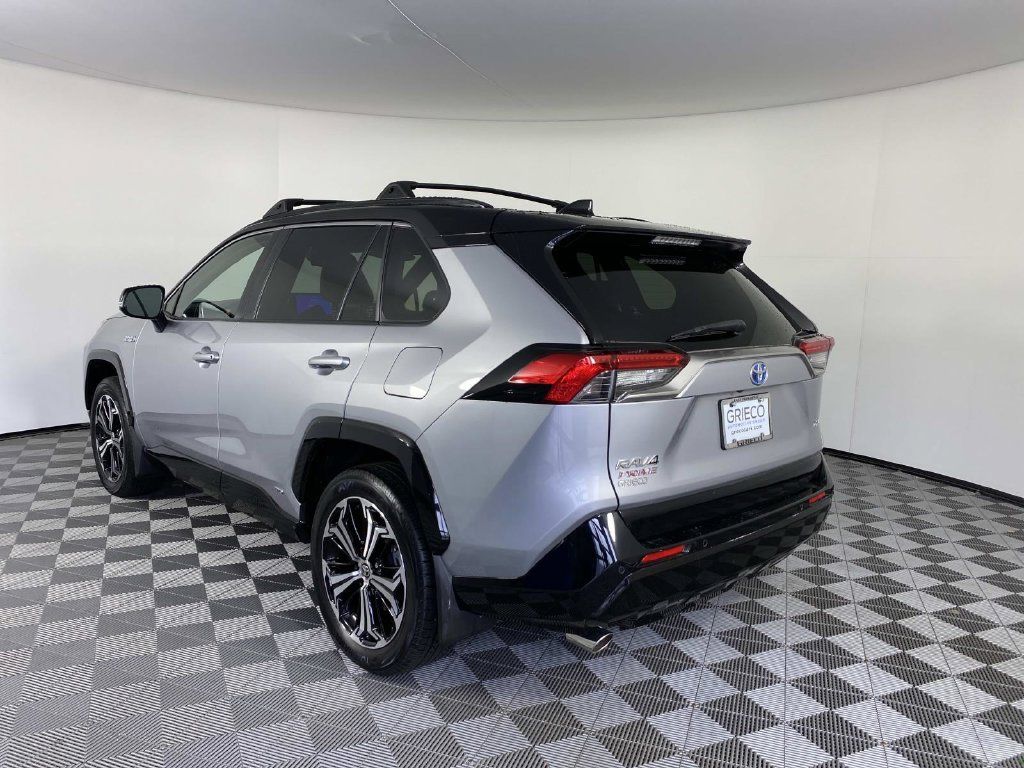 Used 2024 Toyota RAV4 XSE w/ Premium Package AWD/4WD image 6