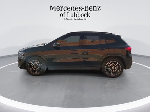 New 2025 Mercedes-Benz GLA 250 4MATIC image 5