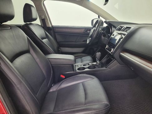Used 2018 Subaru Outback 2.5i Limited AWD/4WD image 21