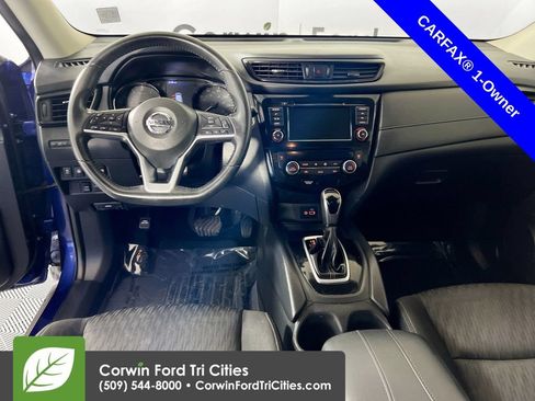 Used 2020 Nissan Rogue SV AWD/4WD image 25