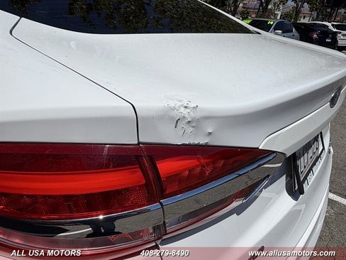 Used 2019 Ford Fusion SE FWD image 16