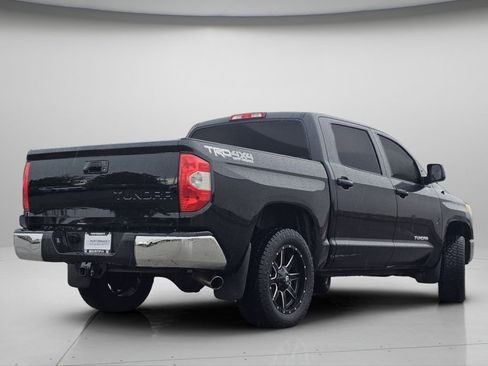 Used 2015 Toyota Tundra SR5 w/ TRD Off Road Package AWD/4WD image 22