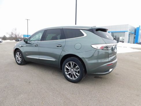 Used 2023 Buick Enclave Avenir w/ Avenir Technology Package image 5