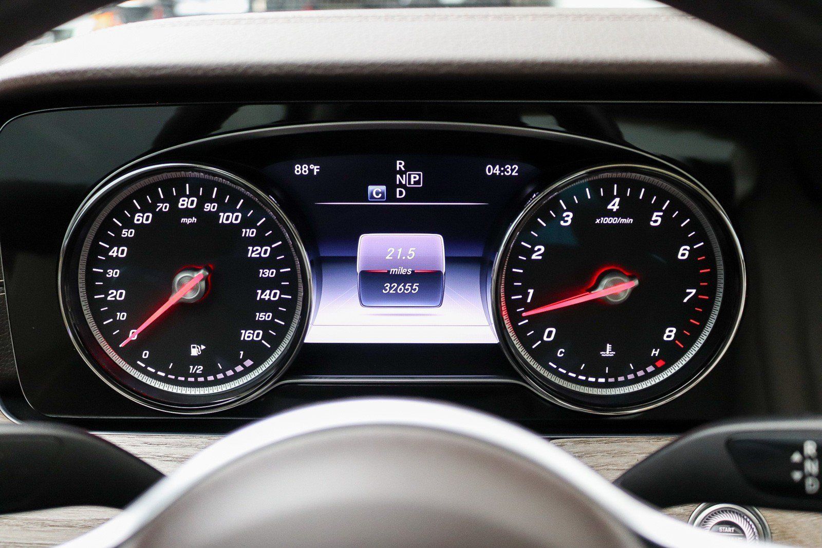 Used 2019 Mercedes-Benz E 450 Coupe image 27