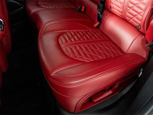 Used 2022 Maserati Levante Modena image 11