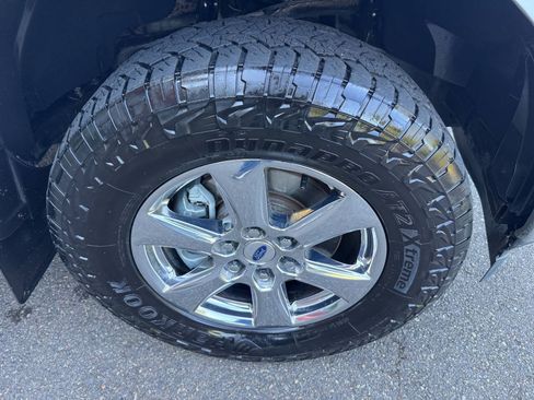 Used 2018 Ford F150 XLT w/ Equipment Group 302A Luxury AWD/4WD image 22