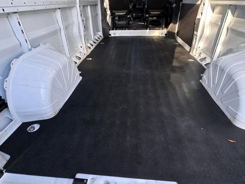 Used 2024 RAM ProMaster 2500 w/ Convenience Group FWD image 28