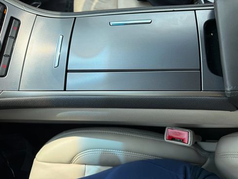 Used 2019 Lincoln MKZ Reserve FWD image 27