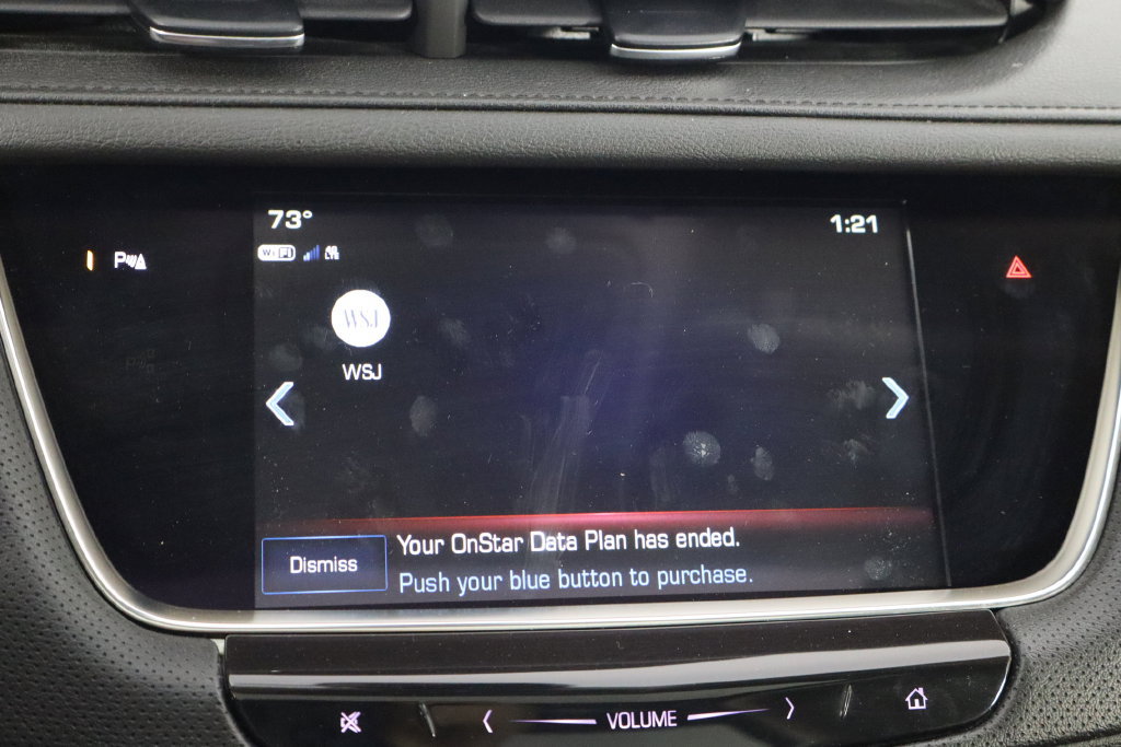 Used 2018 Cadillac XT5 Luxury w/ Driver Awareness Package AWD/4WD image 39