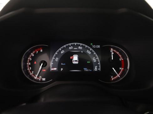 Used 2025 Toyota RAV4 XLE w/ Convenience Package image 29