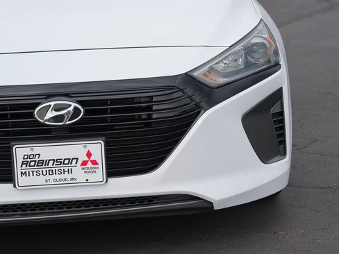 Used 2018 Hyundai Ioniq Blue FWD image 9