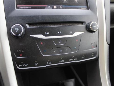 Used 2014 Ford Fusion Energi SE FWD image 25