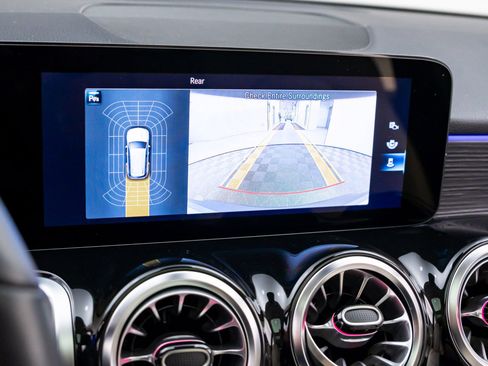 Certified 2023 Mercedes-Benz EQB 300 4MATIC w/ Exclusive Package image 34