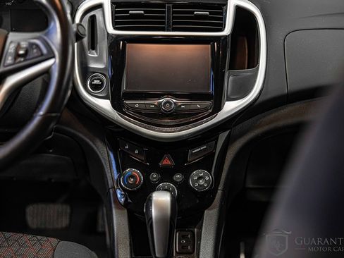 Used 2017 Chevrolet Sonic LT w/ Convenience Package image 33