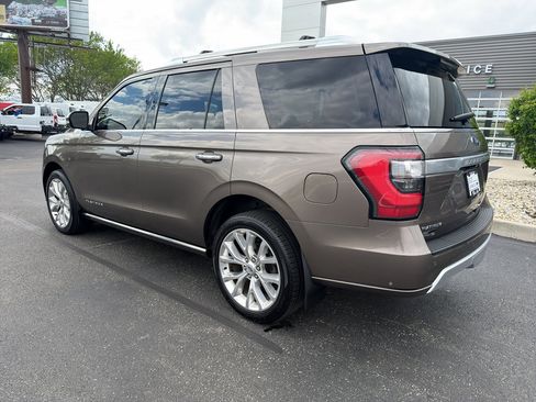 Used 2019 Ford Expedition Platinum AWD/4WD image 8
