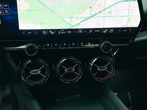 Used 2025 Chevrolet Blazer EV RS image 16