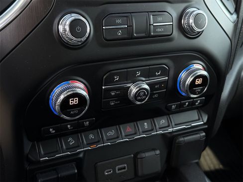 Used 2020 GMC Sierra 1500 AT4 w/ AT4 Preferred Package image 20