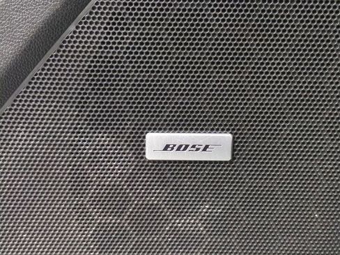 Used 2021 Chevrolet Traverse RS w/ LPO, Floor Liner Package image 38