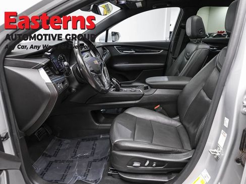 Used 2020 Cadillac XT5 Premium Luxury FWD image 14