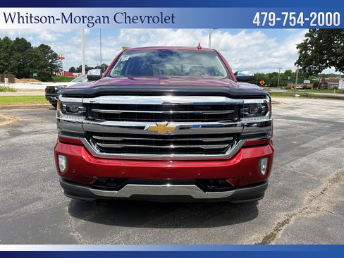 Used 2018 Chevrolet Silverado 1500 High Country AWD/4WD image 2
