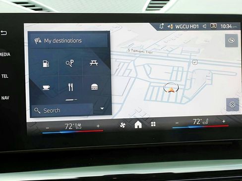 Used 2025 BMW X1 xDrive28i w/ Technology Package image 24