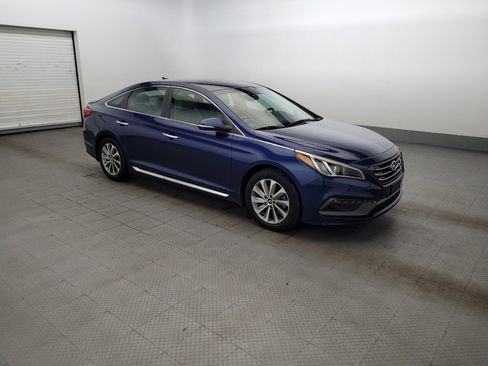 Used 2016 Hyundai Sonata Sport w/ Option Group 02 FWD image 11