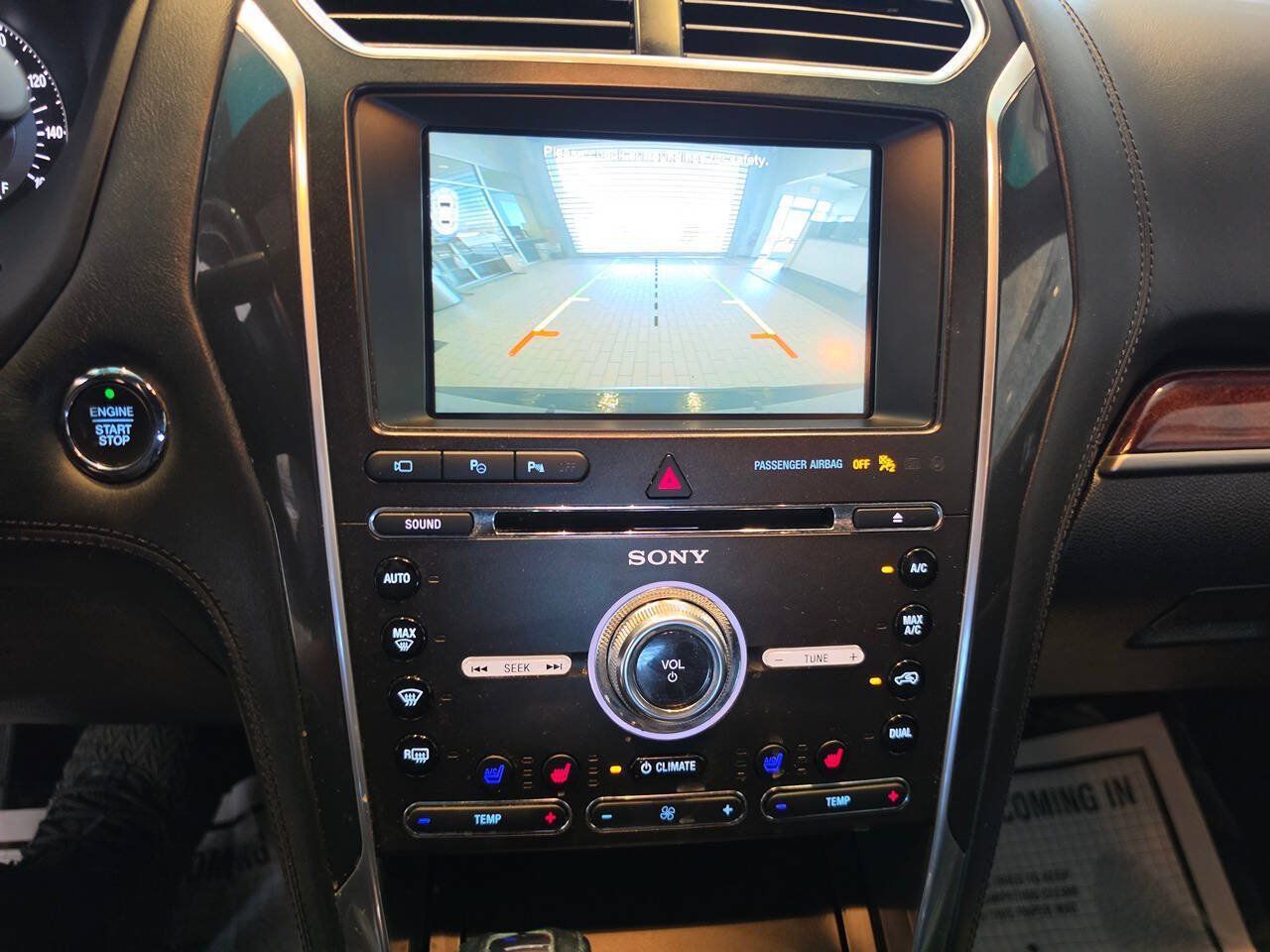 Used 2016 Ford Explorer Platinum AWD/4WD image 61