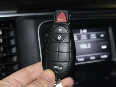 Used 2024 RAM 1500 Classic Warlock AWD/4WD image 18