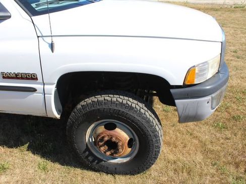 Used 2001 Dodge Ram 3500 Truck 4x4 Regular Cab image 6