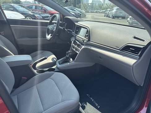 Used 2020 Hyundai Elantra Value Edition FWD image 13