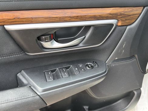 Used 2018 Honda CR-V EX image 11