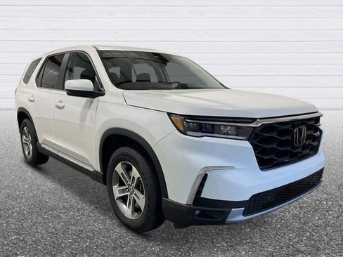 New 2025 Honda Pilot EX-L image 9