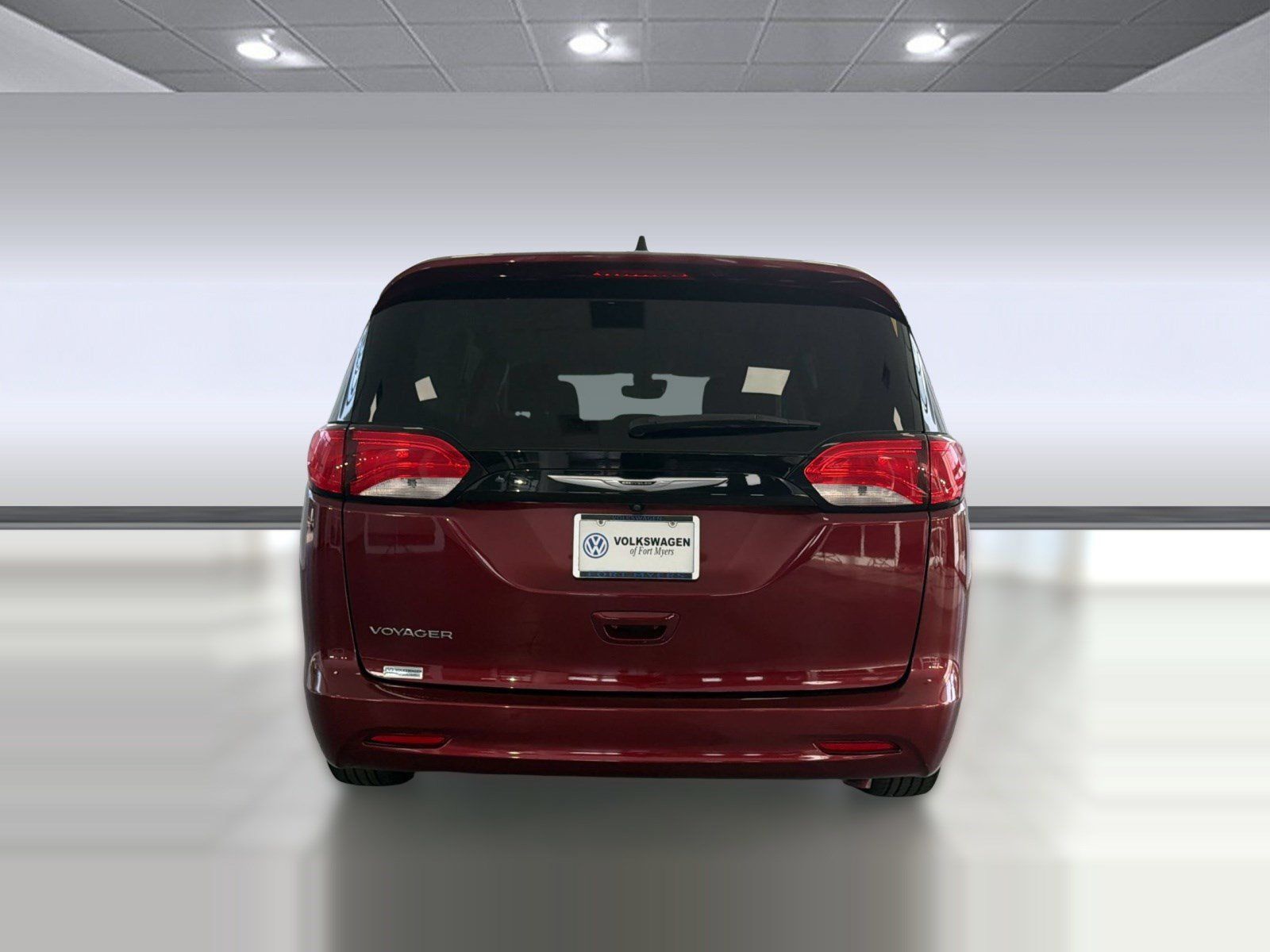 Used 2023 Chrysler Voyager LX FWD image 10