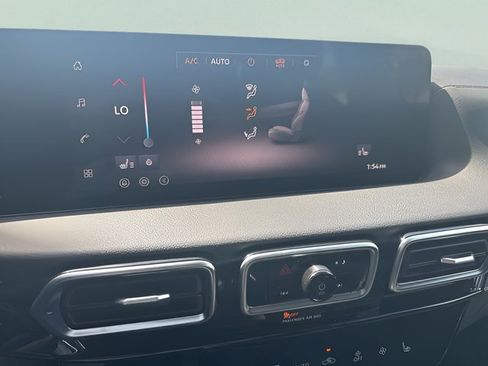 New 2026 Nissan Sentra SV w/ SV Convenience Package FWD image 14