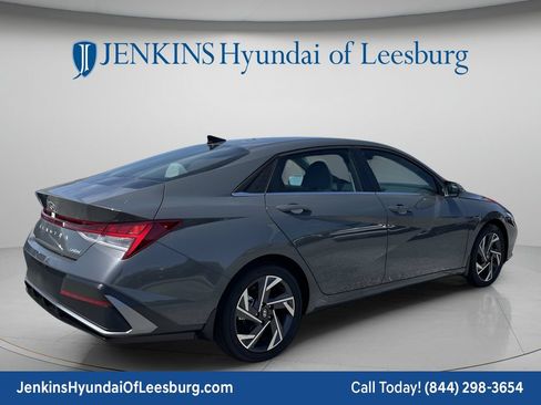 New 2026 Hyundai Elantra Limited FWD image 6